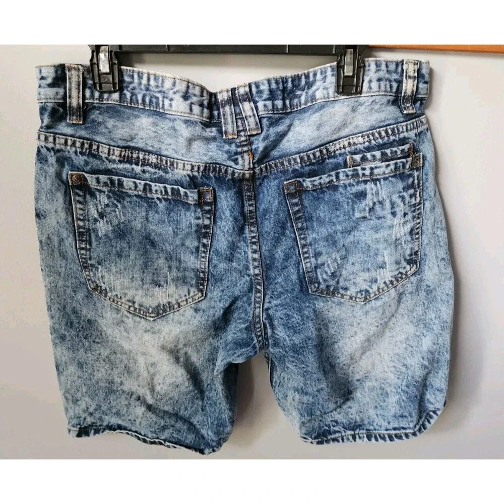 Red Camel Jean Shorts Men's Size 36 Denim  Distressed Bleached Acid Wash Blue
